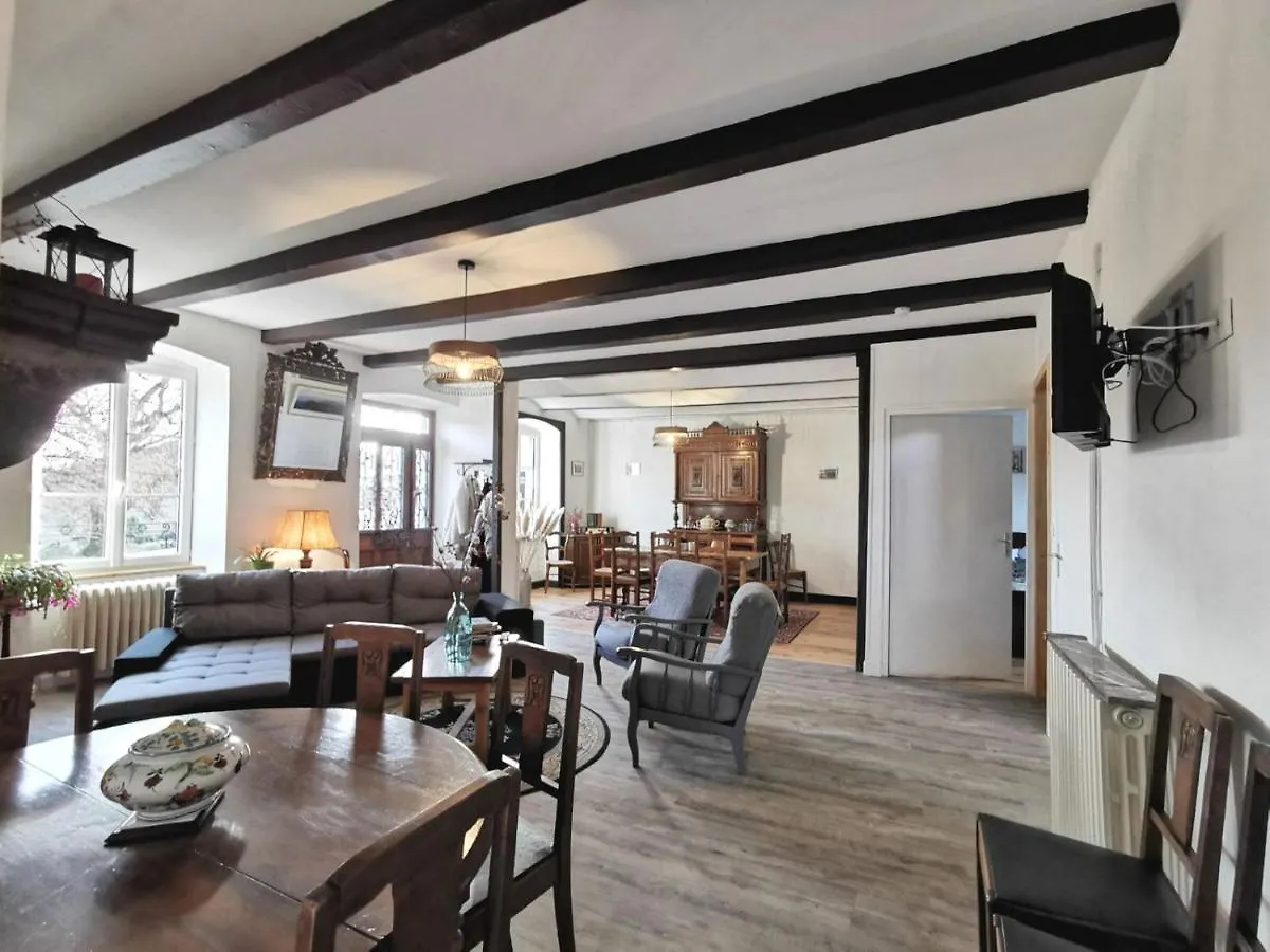 Villa Chez Gustou à Domeyrat France